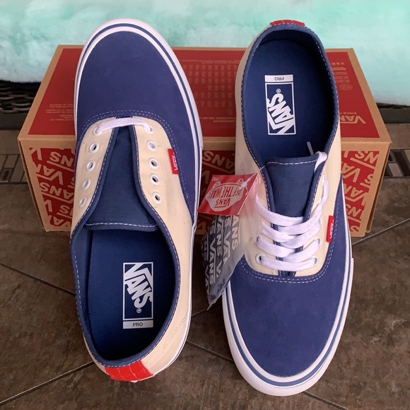 VANS AUTHENTIC PRO STV NAVY/CLASSIC WHITE WMNS - Picture 3 of 14